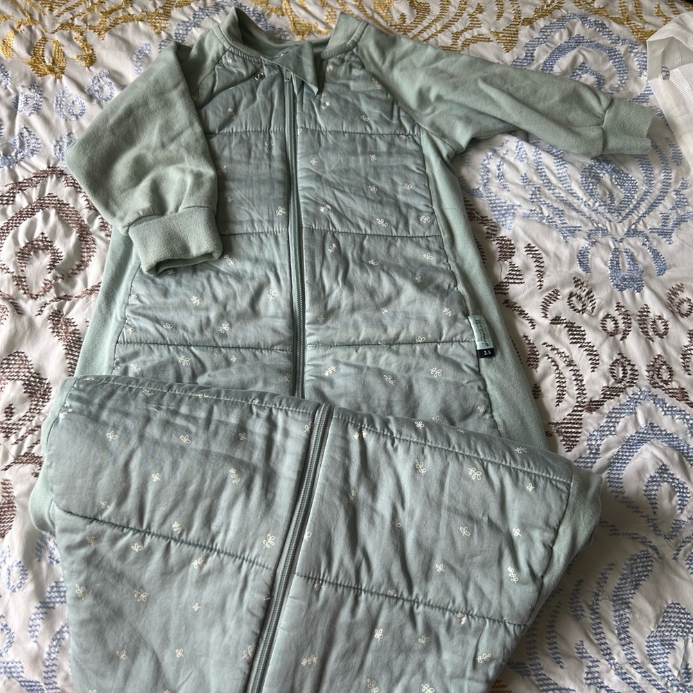 Ergo Puch, toddler sleep sack / suit